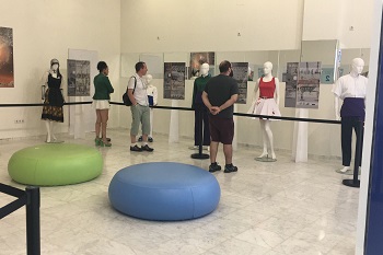 Trajes catalães em exposição no El Faro